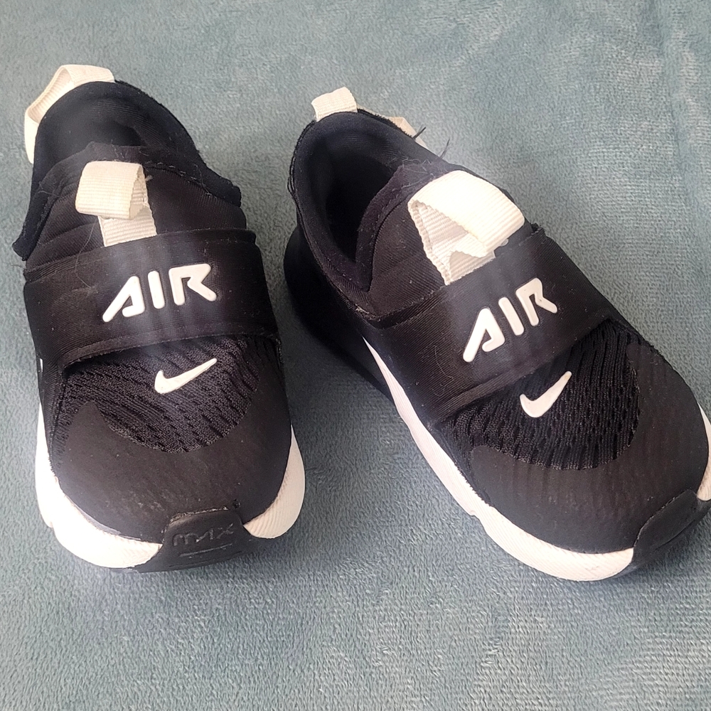 Nike Air MAX 270, BABY/TODDLER SIZE 8C